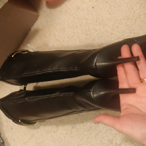 New. Women's Calvin Klein Glydia Cow-Silk Knee High Black Leather Boots sz 7.5 - Picture 7 of 16